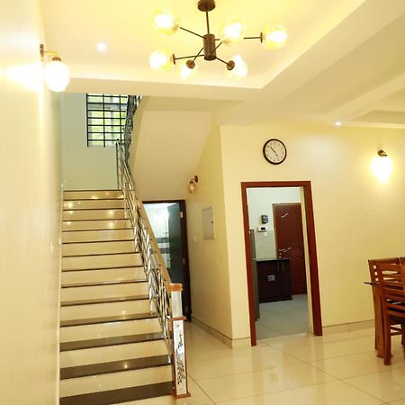 Clover Home Tiruvalla Exterior photo